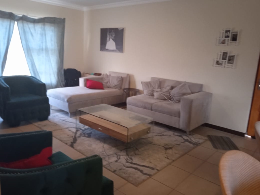 2 Bedroom Property for Sale in Pellissier Free State